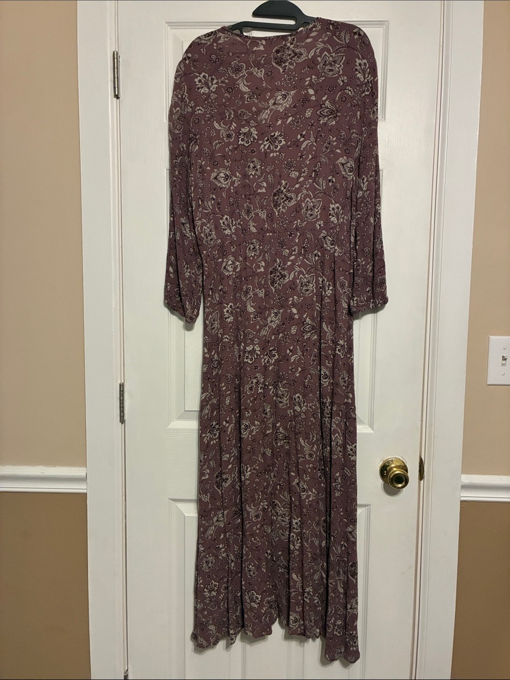 Knox Rose Mauve Floral V-Neck Maxi Dress - Picture 3 of 3
